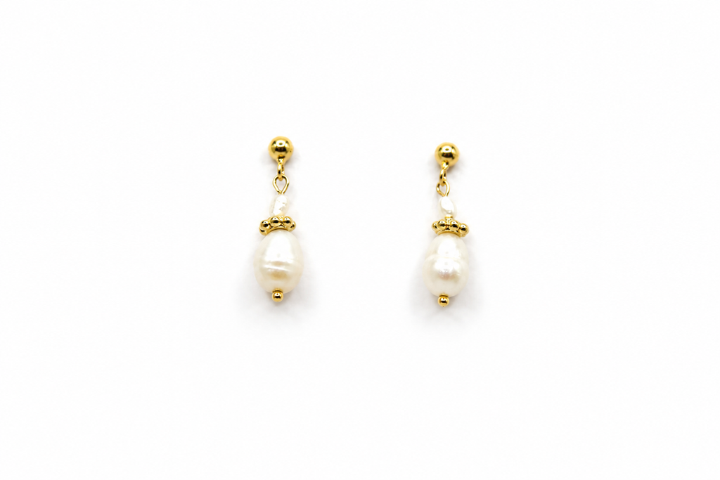 Brooklyn Pearl Studs