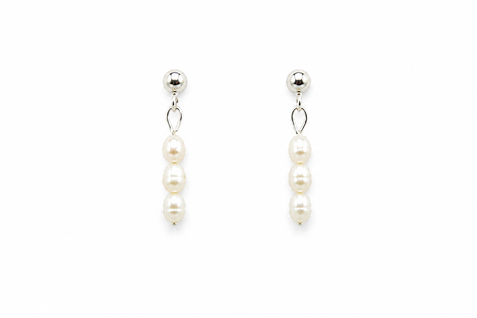 Cove Pearl Studs