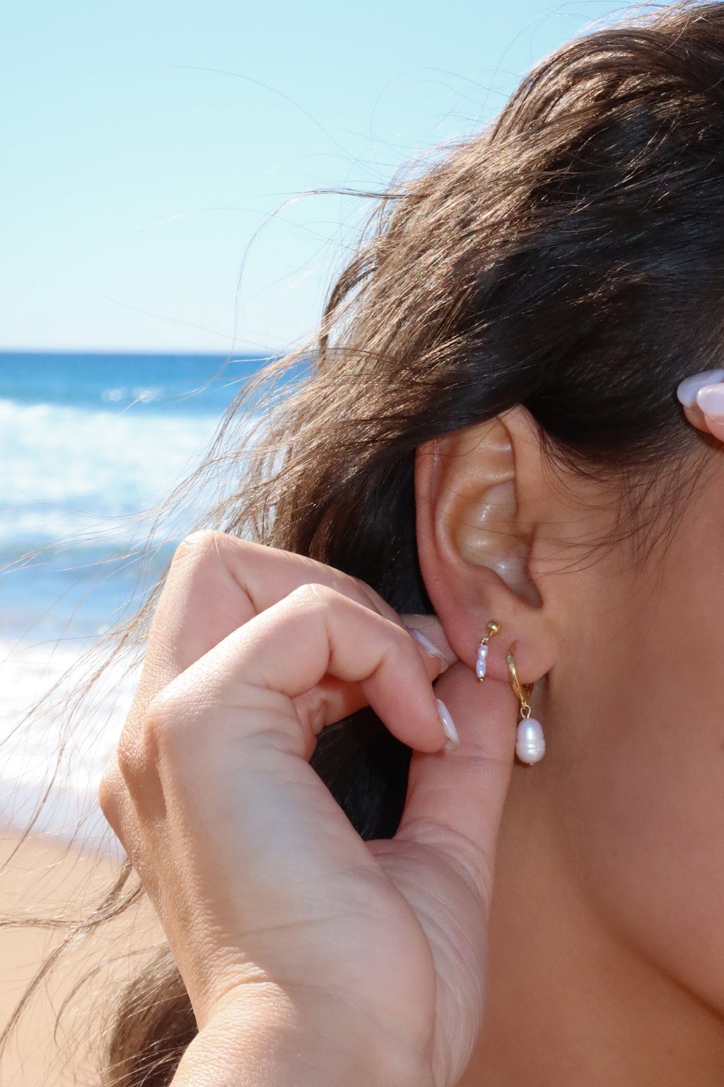 Skye Pearl Hoops